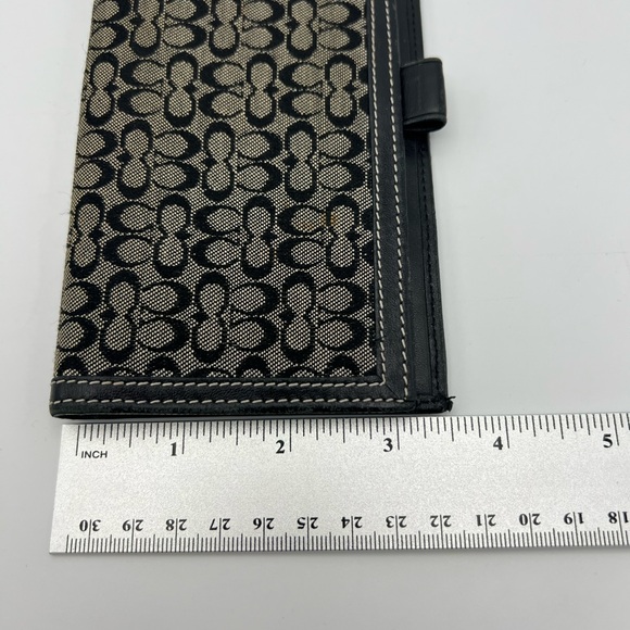 Coach CheckBook - Picture 7 of 8